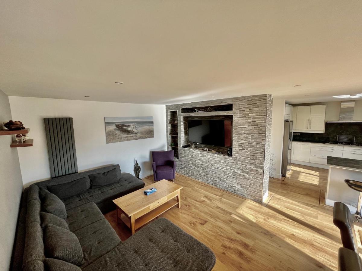 Ferienhaus Four Corners Hot Tub & Sauna Ferndown
